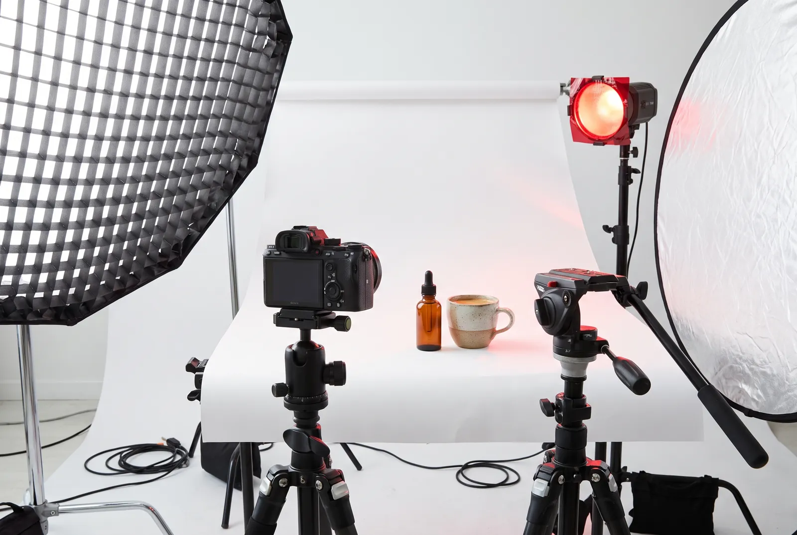 Sesión de fotografía de producto con luz controlada